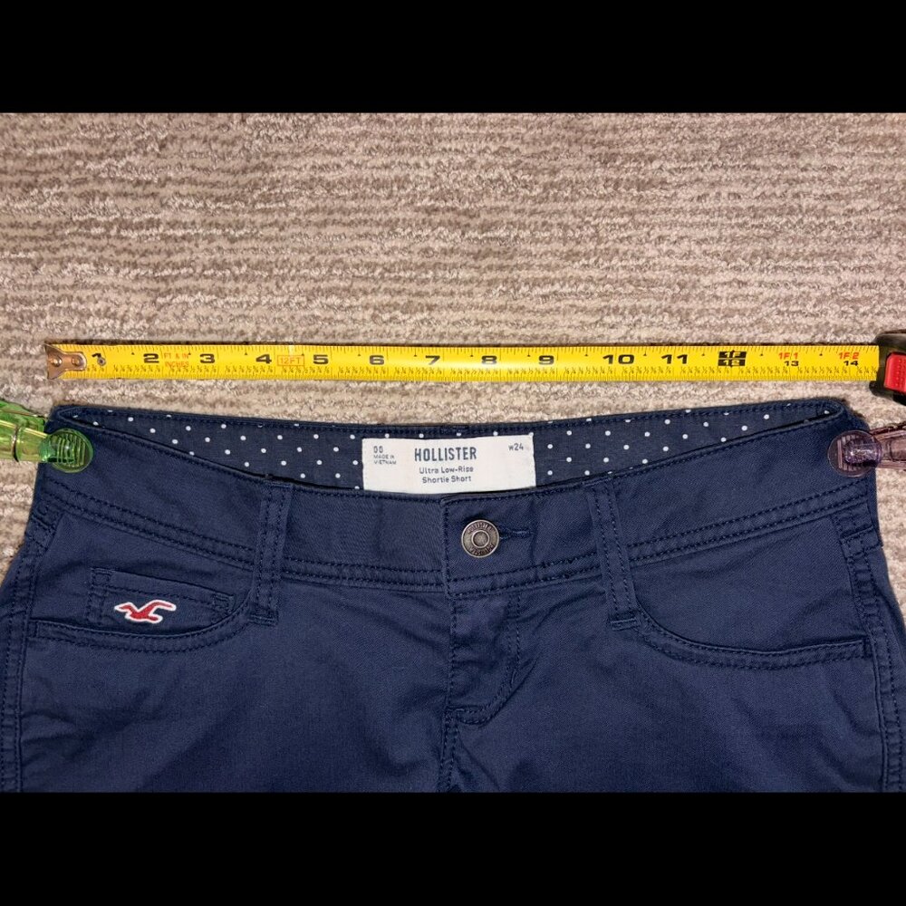 Hollister - Ultra Low-Rise Twill Shortie Shorts (00, w24) - Picture 5 of 5